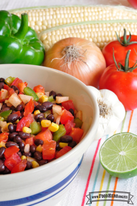 Salsa colorida de frijoles y verduras