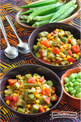 Tazones llenos de una variedad de verduras y okra.