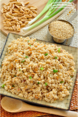 Plato grande de bulgur con verduras.